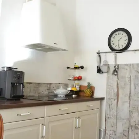 Apartman Charmante Altbauwohnung Im Shabby Chic Stil Mit Wintergarten Und Gartenblick - Ihr Perfektes Zuhause In